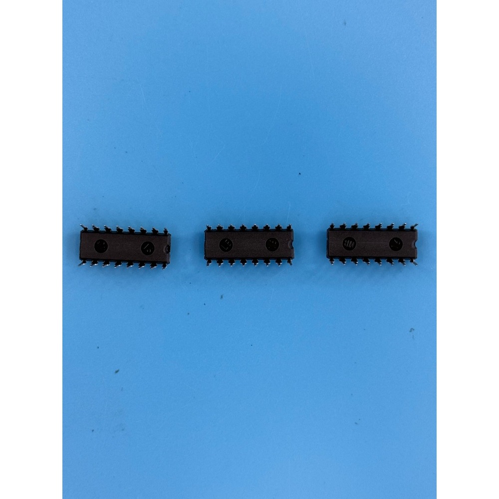 Hitachi HM50256P-15 Ceramic DRAM 256K x 1 Bit DIP-16 IC Chip Japan New